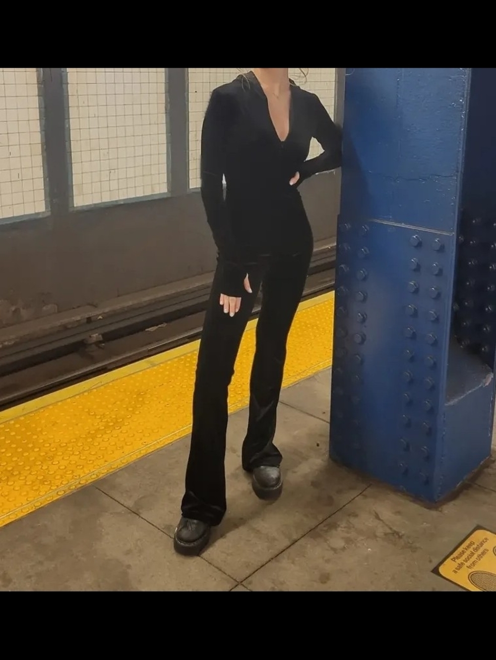 Edikted Cara Velvet Velour Jumpsuit